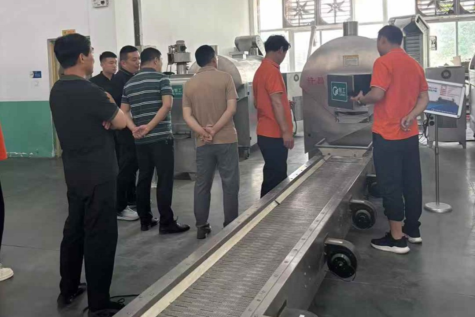 电磁流水线炒货设备